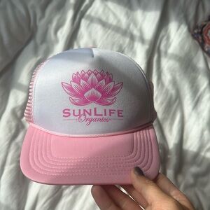 Sunlife Organics trucker hat NEVER WORN